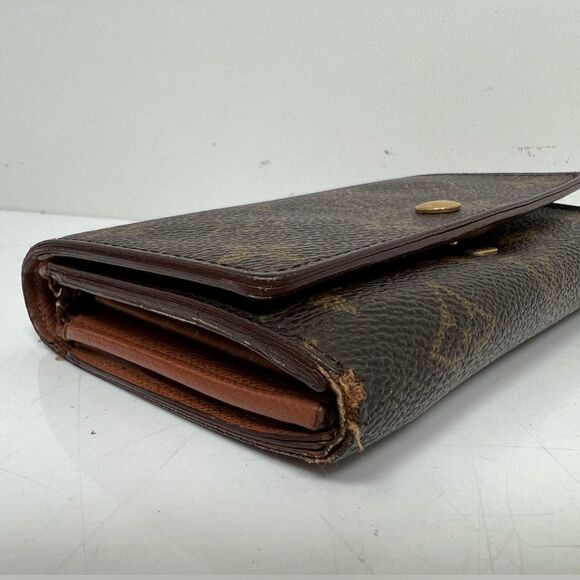 Vintage Louis Vuitton Porte Monnaie Wallet - Picture 5 of 12